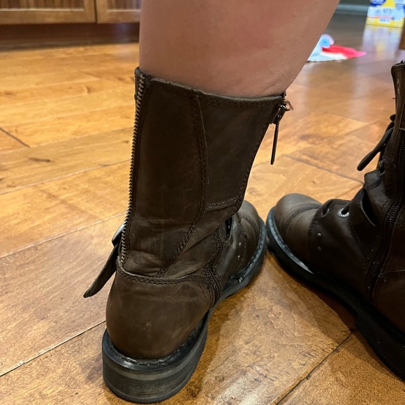 Harley Davidson Motorcycle riding brown riding boots in EUC! - Picture 8 of 16